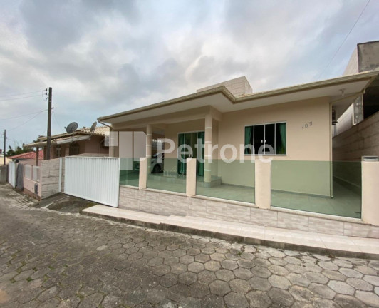 Imagem Casa com 3 Quartos à Venda, 120 m² em Canto Dos Ganchos - Governador Celso Ramos Imagem Casa com 3 Quartos à Venda, 120 m² em Canto Dos Ganchos - Governador Celso Ramos