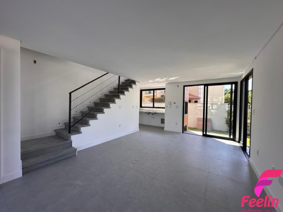 Imagem Casa com 3 Quartos à Venda, 123 m² em Campeche - Florianópolis Imagem Casa com 3 Quartos à Venda, 123 m² em Campeche - Florianópolis