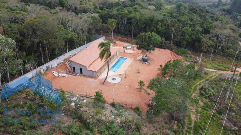 Imagem Chácara com 2 Quartos à Venda, 2.450 m² em Cachoeira - Ibiúna