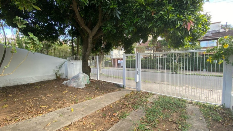 Imagem Casa com 2 Quartos à Venda, 189 m² em Tristeza - Porto Alegre