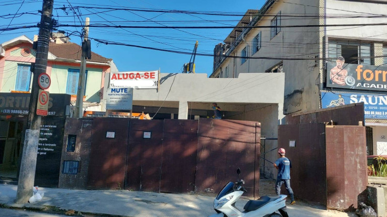 Loja para Alugar, 322 m² em Santos