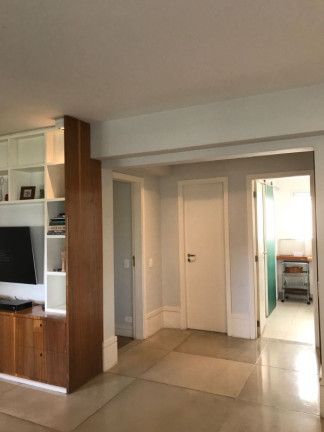 Imagem Apartamento com 3 Quartos à Venda, 185 m² em Vila Romana - São Paulo