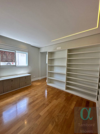Imagem Casa com 4 Quartos à Venda, 391 m² em Alphaville - Santana De Parnaíba Imagem Casa com 4 Quartos à Venda, 391 m² em Alphaville - Santana De Parnaíba