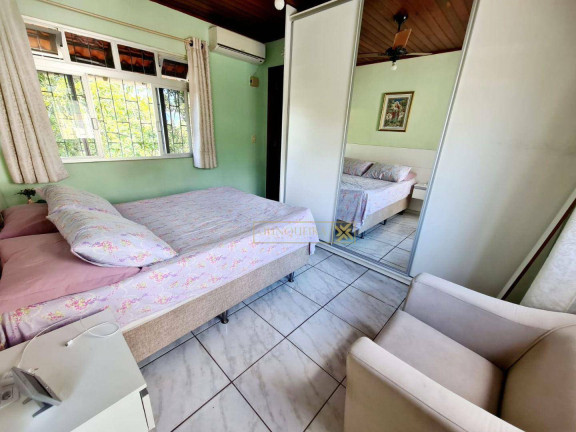 Imagem Casa com 3 Quartos à Venda, 172 m² em Centro - São José