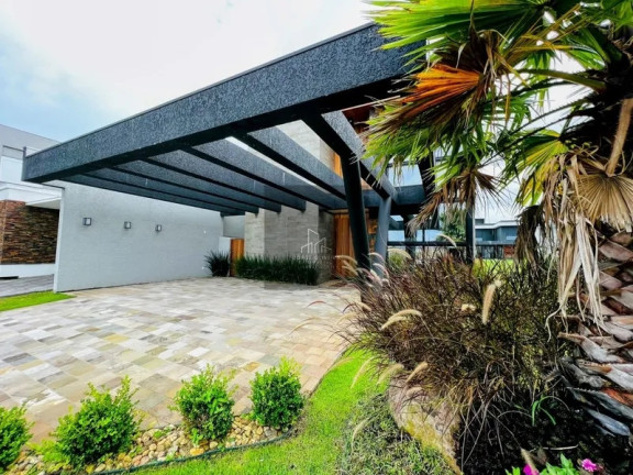 Imagem Casa de Condomínio com 4 Quartos à Venda, em Parque Antártica - Capão Da Canoa Imagem Casa de Condomínio com 4 Quartos à Venda, em Parque Antártica - Capão Da Canoa