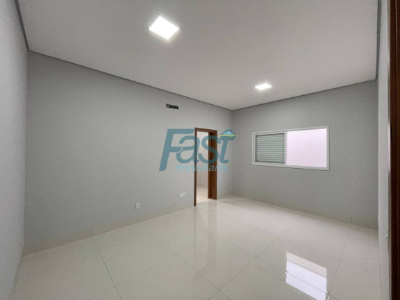 Imagem Casa de Condomínio com 3 Quartos à Venda, 398 m² em Petrópolis - Várzea Grande