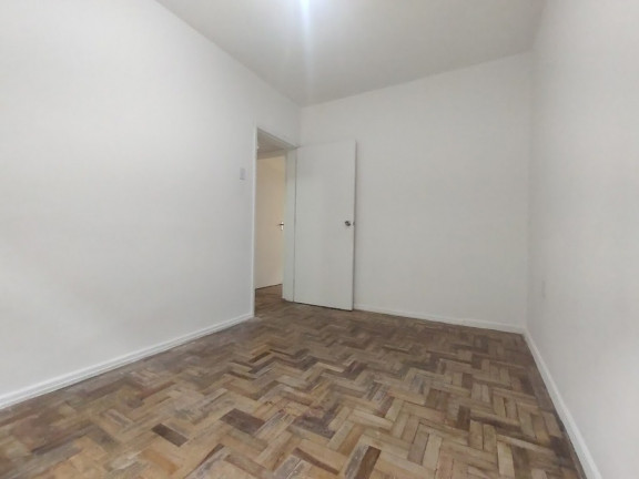 Imagem Imóvel com 2 Quartos à Venda, 51 m² em Cristal - Porto Alegre Imagem Imóvel com 2 Quartos à Venda, 51 m² em Cristal - Porto Alegre