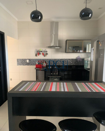 Imagem Casa com 3 Quartos à Venda, 230 m² em Wanel Ville - Sorocaba Imagem Casa com 3 Quartos à Venda, 230 m² em Wanel Ville - Sorocaba