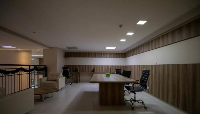 Imagem Apartamento com 2 Quartos à Venda, 50 m² em Centro - Curitiba