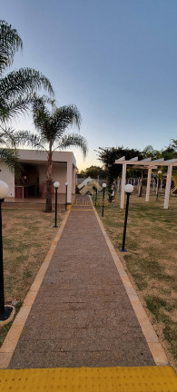 Imagem Apartamento com 2 Quartos à Venda,  em São Carlos