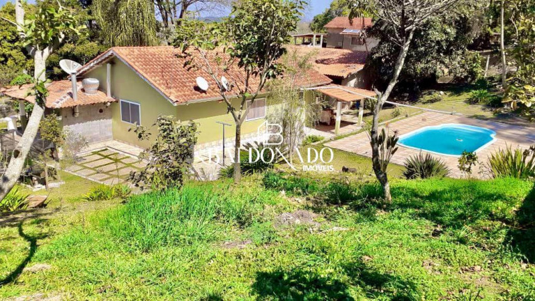 Imóvel com 3 Quartos à Venda, 2.000 m² em Centro - Extrema