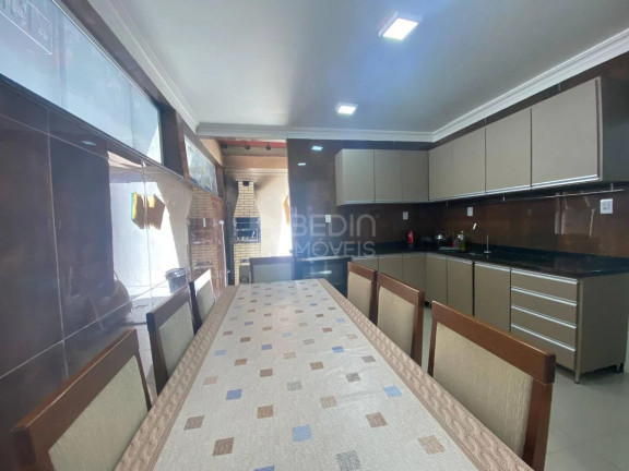 Imagem Casa com 3 Quartos para Temporada, 150 m² em Centro - Balneário Camboriú