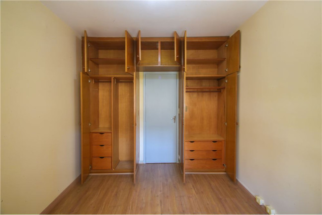 Imagem Imóvel com 3 Quartos à Venda, em Cerqueira César - São Paulo Imagem Imóvel com 3 Quartos à Venda, em Cerqueira César - São Paulo