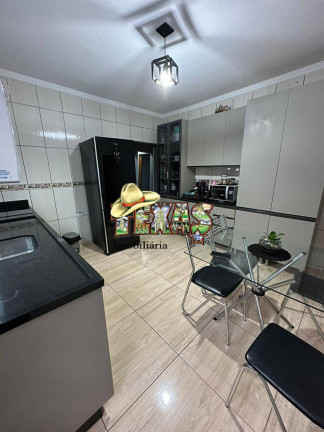 Casa com 3 Quartos à Venda, 250 m² em Jardim Ikes - Itaquaquecetuba