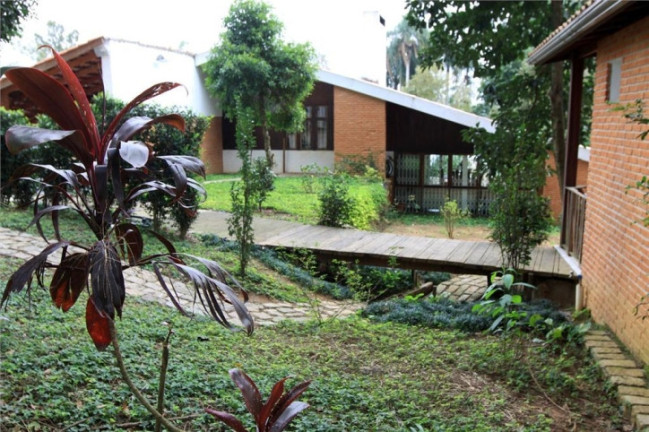 Imagem Casa com 3 Quartos à Venda, 580 m² em Vila Santo Antônio - Cotia Imagem Casa com 3 Quartos à Venda, 580 m² em Vila Santo Antônio - Cotia