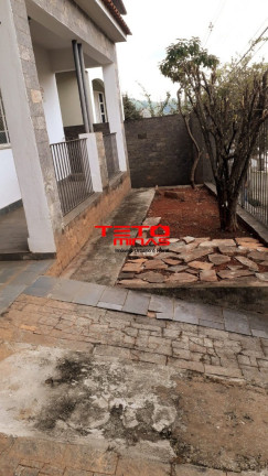 Casa com 4 Quartos à Venda, 180 m² em Próximo Ao Hospital - São Lourenço