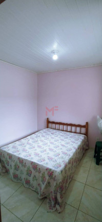 Imagem Casa com 5 Quartos à Venda, 180 m²em Capão Da Canoa - Capão Da Canoa