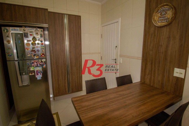 Imagem Casa com 4 Quartos à Venda, 120 m² em Marapé - Santos Imagem Casa com 4 Quartos à Venda, 120 m² em Marapé - Santos