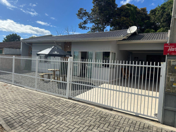 Imagem Casa com 3 Quartos à Venda, 176 m² em Pinheiros - Balneário Barra Do Sul