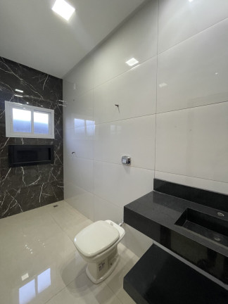 Imagem Casa com 3 Quartos à Venda, em Setor Sul - Goianésia Imagem Casa com 3 Quartos à Venda, em Setor Sul - Goianésia