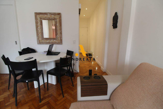 Imagem Apartamento com 2 Quartos à Venda, 70 m² em Botafogo - Rio De Janeiro Imagem Apartamento com 2 Quartos à Venda, 70 m² em Botafogo - Rio De Janeiro