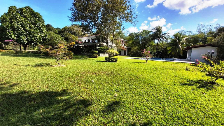 Imagem Casa de Condomínio com 4 Quartos à Venda, 650 m² em Estrada Do Côco - Lauro De Freitas