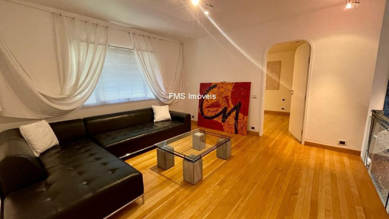Imagem Imóvel com 3 Quartos à Venda, 210 m² em Cerqueira César - São Paulo Imagem Imóvel com 3 Quartos à Venda, 210 m² em Cerqueira César - São Paulo