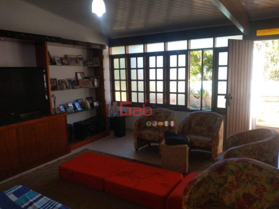 Imagem Casa com 7 Quartos à Venda, 303 m² em Balneário Das Conchas - São Pedro Da Aldeia Imagem Casa com 7 Quartos à Venda, 303 m² em Balneário Das Conchas - São Pedro Da Aldeia