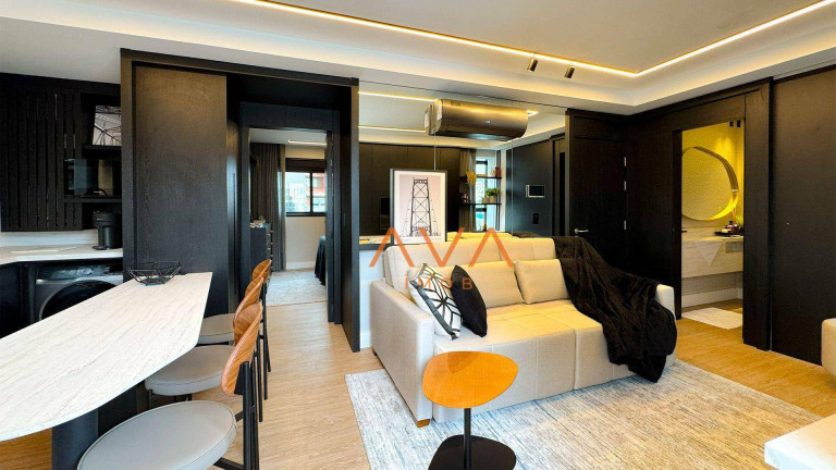 Apartamento com 1 Quarto à Venda, 50 m² em Jurerê - Florianópolis