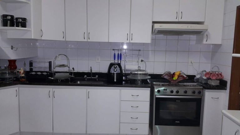 Imagem Sobrado com 3 Quartos à Venda, 864 m² em Setor Araguaia - Aparecida De Goiânia