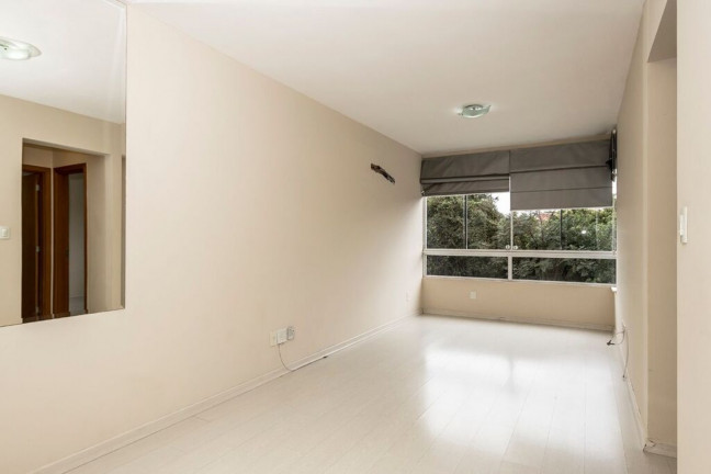 Imagem Imóvel com 2 Quartos à Venda, 89 m² em Cavalhada - Porto Alegre