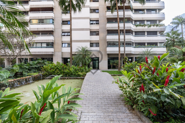 Imagem Apartamento com 4 Quartos à Venda, 147 m² em Vila Uberabinha - São Paulo