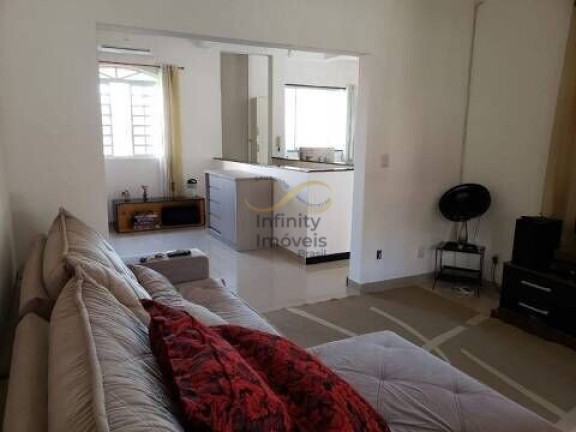 Imagem Casa com 2 Quartos à Venda, 360 m² em Paquetá - Belo Horizonte Imagem Casa com 2 Quartos à Venda, 360 m² em Paquetá - Belo Horizonte