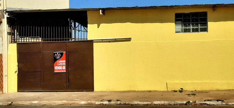 Imóvel Comercial à Venda,  em Tijucal - Cuiabá
