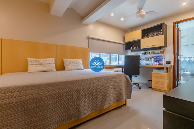 Imagem Imóvel com 4 Quartos à Venda, 495 m² em Lagoa - Rio De Janeiro