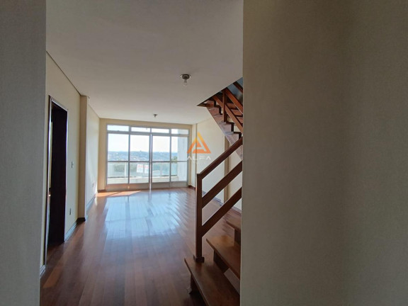 Imagem Cobertura com 4 Quartos para Alugar, 230 m²