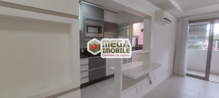 Apartamento com 2 Quartos à Venda, 71 m² em Centro - Florianópolis