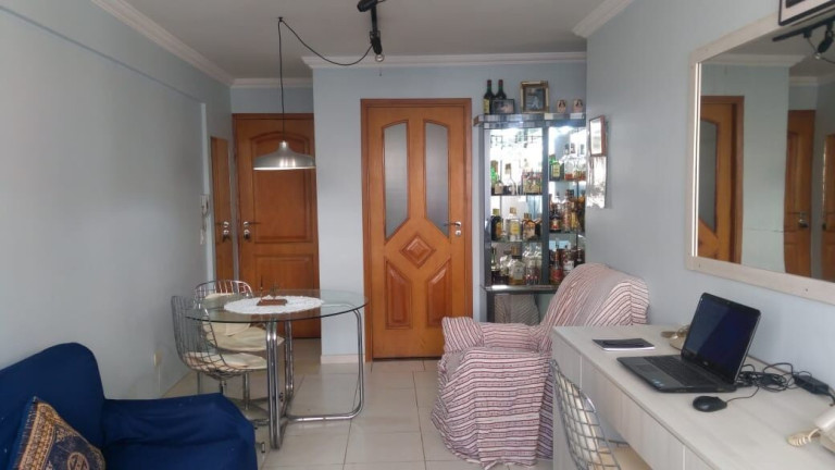 Apartamento com 1 Quarto para Alugar, 65 m² em Consolação - São Paulo