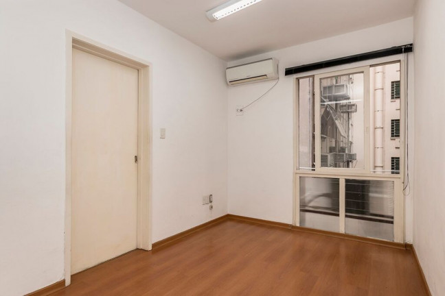 Imagem Apartamento com 1 Quarto à Venda, 27 m² em Centro Histórico - Porto Alegre Imagem Apartamento com 1 Quarto à Venda, 27 m² em Centro Histórico - Porto Alegre