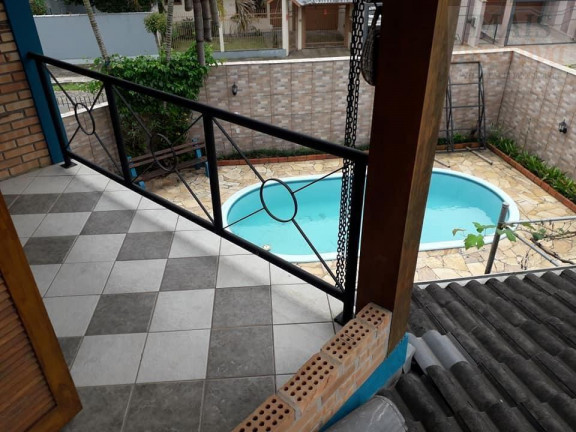 Imagem Sobrado com 3 Quartos à Venda, 305 m² em Cristo Rei - São Leopoldo Imagem Sobrado com 3 Quartos à Venda, 305 m² em Cristo Rei - São Leopoldo