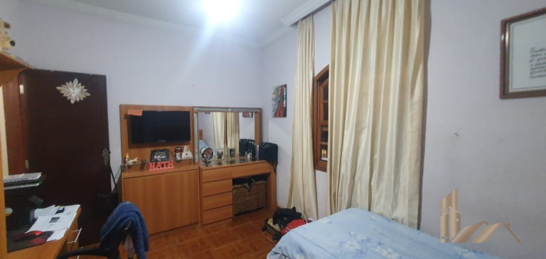 Imagem Casa com 6 Quartos à Venda, 280 m² em Vale Das Amendoeiras - Contagem Imagem Casa com 6 Quartos à Venda, 280 m² em Vale Das Amendoeiras - Contagem