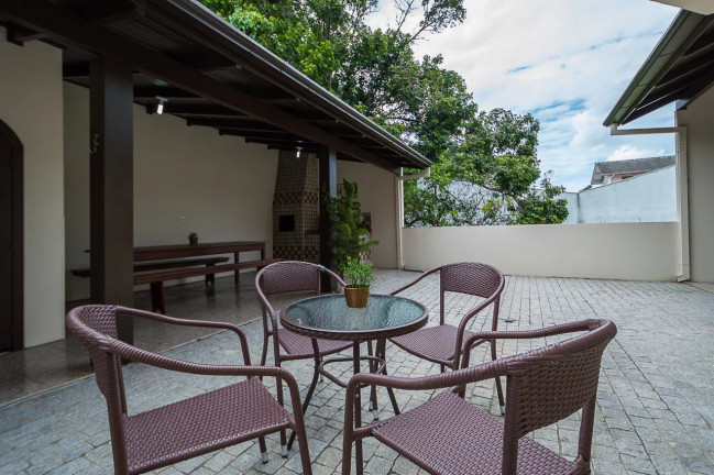 Imagem Casa com 3 Quartos à Venda, 160 m² em Morrinhos - Bombinhas