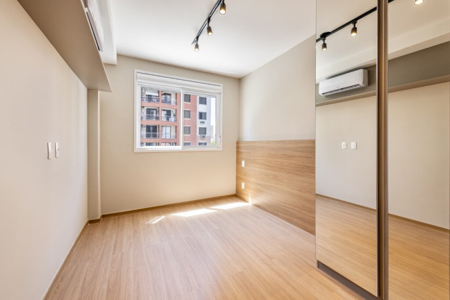 Imagem Apartamento com 3 Quartos à Venda, 67 m² em Passo Da Areia - Porto Alegre