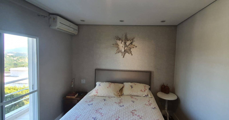 Imagem Casa com 4 Quartos à Venda, 320 m² em Alphaville - Santana De Parnaíba Imagem Casa com 4 Quartos à Venda, 320 m² em Alphaville - Santana De Parnaíba