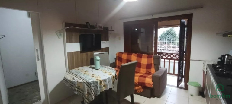 Imagem Casa com 3 Quartos à Venda, 132 m² em Partenon - Porto Alegre Imagem Casa com 3 Quartos à Venda, 132 m² em Partenon - Porto Alegre