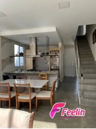 Imagem Casa com 4 Quartos à Venda, 163 m² em Campeche - Florianópolis Imagem Casa com 4 Quartos à Venda, 163 m² em Campeche - Florianópolis
