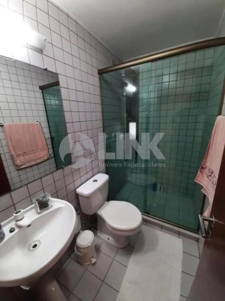 Imagem Apartamento com 2 Quartos à Venda, 70 m² em Cristo Redentor - Porto Alegre Imagem Apartamento com 2 Quartos à Venda, 70 m² em Cristo Redentor - Porto Alegre