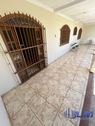 Imagem Casa com 4 Quartos à Venda, 260 m² em Setiba - Guarapari
