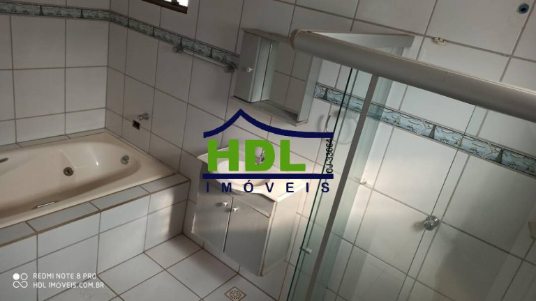 Imagem Casa com 3 Quartos à Venda, 330 m² em Hidrolândia