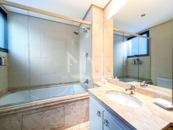 Imagem Apartamento com 3 Quartos à Venda, 168 m² em Rio Branco - Porto Alegre
